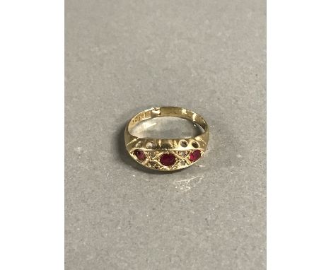 18ct RUBY/DIAMOND RING
