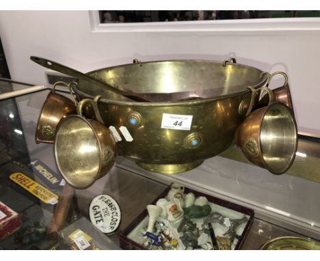 MIDDLE EASTERN BRASS / COPPER BOWLS AND CUPS&nbsp;