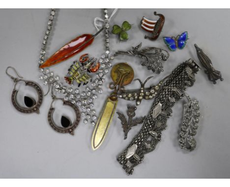 Mixed costume jewellery including enamel and silver and marcasite.