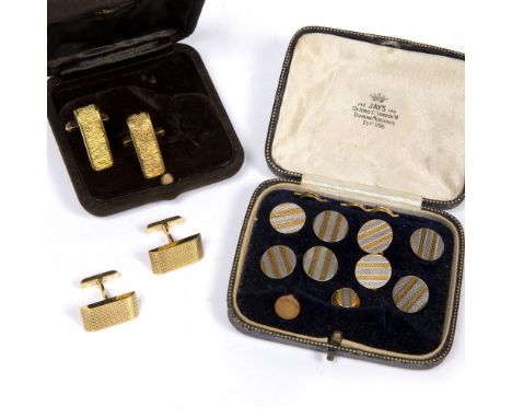 Set of 18ct gold and platinum cufflinks in fitted case, and a pair of indistinctly marked, possibly 18k cufflink set and one 