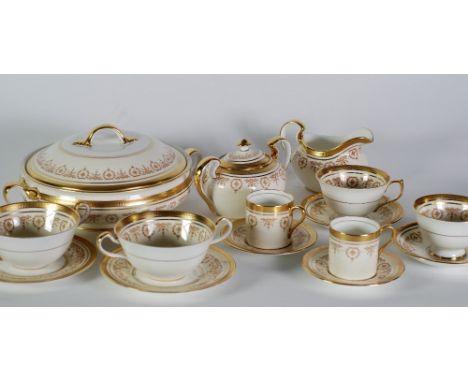 A 117 PIECE MODERN AYNSLEY BONE CHINA 'GOLD DOWERY' PATTERN DINNER, TEA AND COFFEE SERVICE 