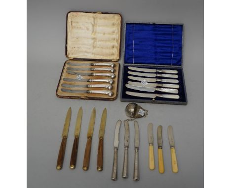 Assorted small silver flatware including; cased set of six fruit knives by Asprey, each with pistol handle, wooden handled si