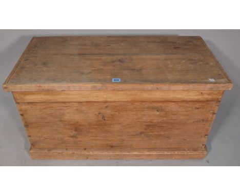 An early 20th century pine trunk, 73cm wide x 32cm high. 