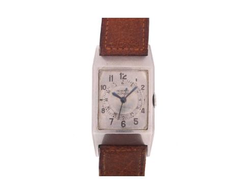 A LeCoultre Pre-Reverso Mechanical Gentleman's WristwatchMovement Number: 31056Caseback Number: 53245Year: Approx 1930sCase M