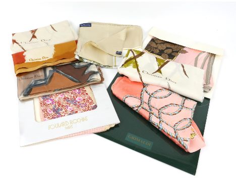 Large quantity of approx 34 Vintage scarves to include 4 Christian Dior scarves in Autumn hues in abstract patterns, Burberry