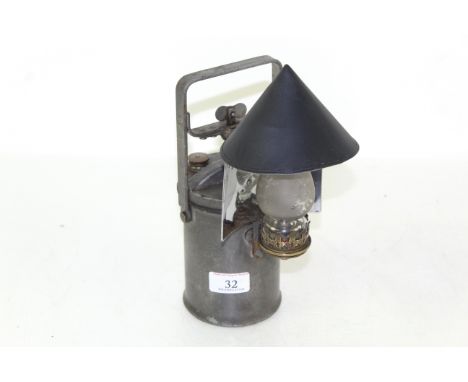 "The Premier Lamp Crestella Co. of Leeds Carbide Lamp"
