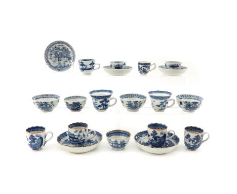 Including 15 cups and 5 saucers in a variety of blue and white decors, largest saucer is 14 cm. in diameter, in diverse condi