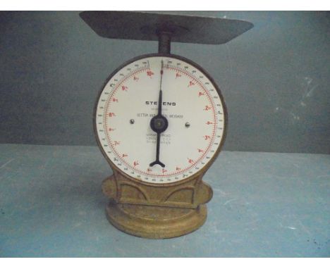 Weighing scales model 1045 made by Stevens of London