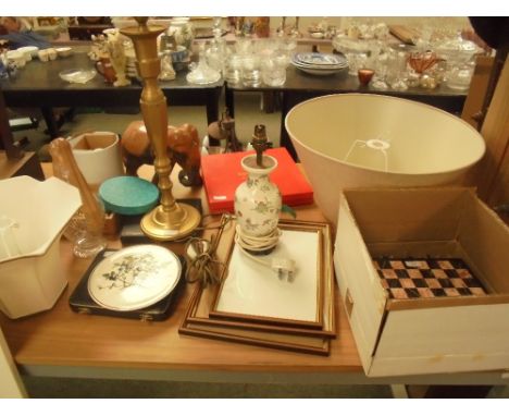 Pink & black marble chess set with inscription, spode china Royal Navy submarine service plate & assorted items