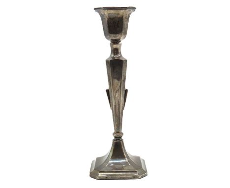 A Chester silver centre part of a candelabra by James Deakin & Sons, 283g loaded