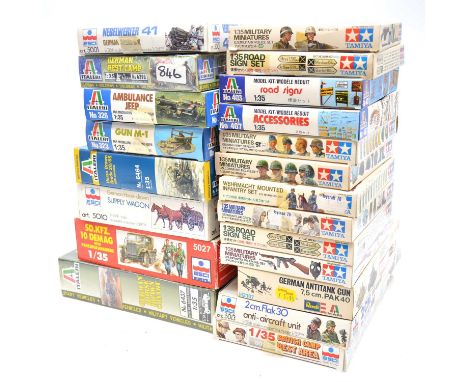 Twenty-one 1/35 scale model figures and accessories sets, including Italeri, Tamiya, Revell and ESCI, all boxed, all appear c