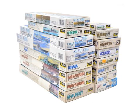 Fujimi and Roshima 1/700 scale model ship kits, fifteen including Fujimi USS New Jersey; Deutschland; USS Missouri (x2); USS 