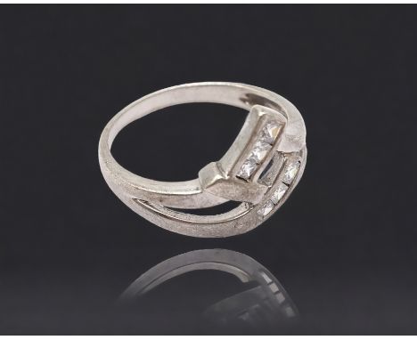 Silber Ring mit klaren Steinen, Sterlingsilber 925/000, Ringgröße 59, Gewicht 3,2 Gramm