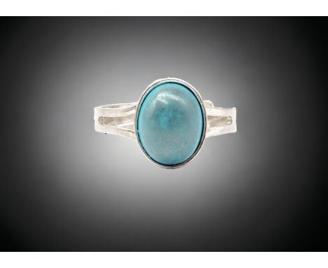 Ring mit einem blauen Cabochon, Silber 835/000, offene Ringschiene, Ringgröße 53, Gewicht 2,4 Gramm