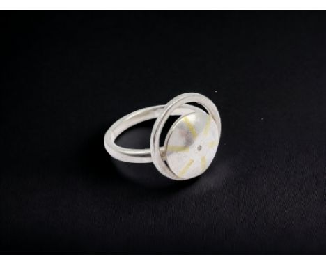 Silber + Gold Ring, mit kl. Diamant, Gold 585/000 und Silber 925/000, Ringgröße 57, Gewicht 5,8 Gramm
