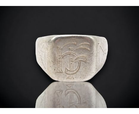Massiver Silber Ring 900/000, mit Initialen, Ringgröße 59, Gewicht 15,9 Gramm