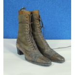A pair of lady's Victorian leather boots, the lace up ankle high boots with pointed toes and block