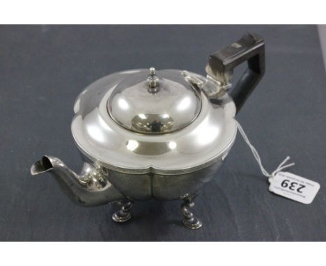 Small Silver Teapot raised on four scroll legs and pad feet, Birmingham 1907 marked ESB