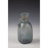 Henkelflasche