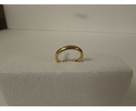 18ct gold wedding ring, 5.5g