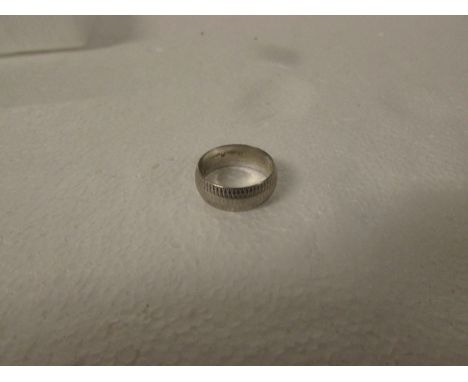 18ct white gold ring, engraved 'Golden Promise' within, 6.6g