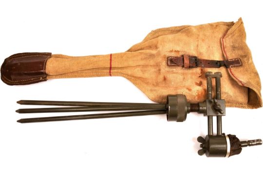 Entfernungsmesser Mit Stativ : Dreibein stativ für kleinen entfernungsmesser ? feldgraue