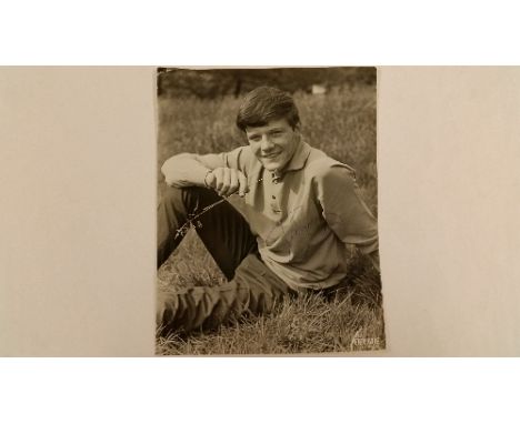 ENTERTAINMENT, signed selection, inc. Googie Withers (white card), Tommy Quickly (b/w photo, slight tear), Jimmy Osmond (sign