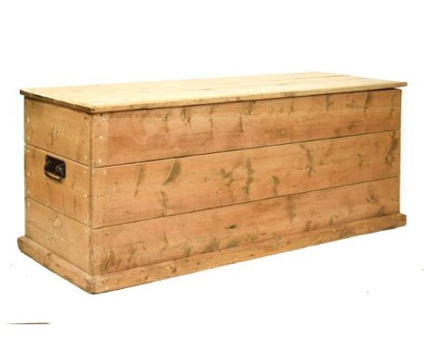 Stripped pine trunk of plank design with carry handles   Condition: 