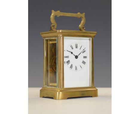 Late 19th/early 20th Century brass-cased carriage clock with Roman dial and single-train timepiece movement, marked beneath l