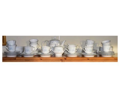 Noritake 'Carolyn' pattern tea service for twelve settings   Condition: 