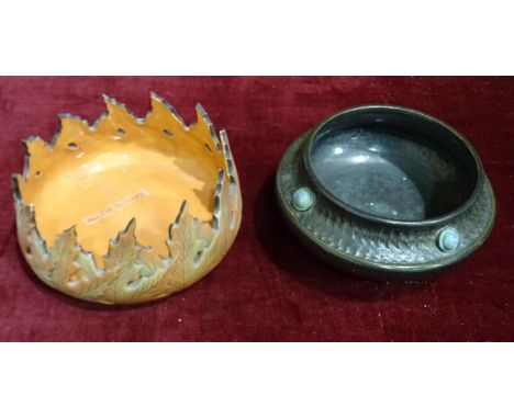 Louis Süe, an Arts &amp; Crafts ceramic bowl of leaf decoration, signed Sue L to base, 21cm diameter, 10cm high, together wit