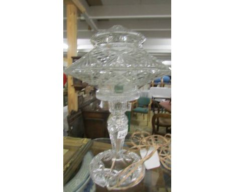 A crystal glass table lamp. (Collect only)