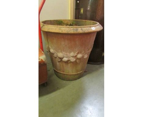 A large earthenware planter. (Collect only).
