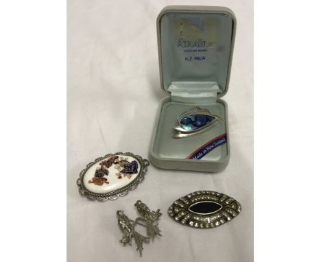 4 vintage brooches. To include Coalport ceramic panel silver brooch and a silver Paua shell brooch.  