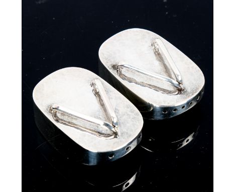 A pair of Japanese novelty export silver geta (muji) pepperettes, hand planished decoration, length 5cm, 1.7ozNo damage or re