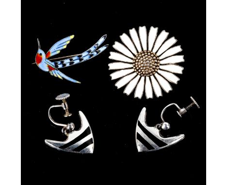 Various Danish silver and enamel jewellery, including Anton Michelsen daisy brooch, A Dragsted bird brooch etc, daisy diamete