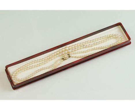 Two strand cultured pearl 9ct gold necklace, graduated cream cultured pearls, the largest diameter approx 7mm, the smallest d