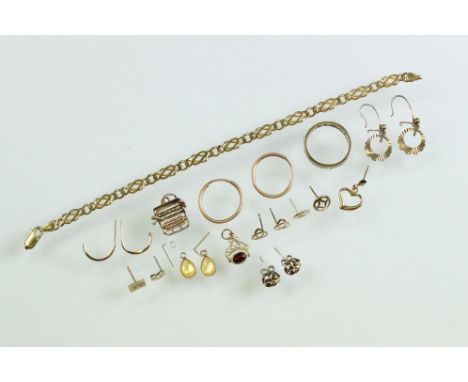 Collection of gold 9ct gold jewellery to include broken 9ct yellow gold fancy link bracelet, length approx 19cm; 9ct gold ete