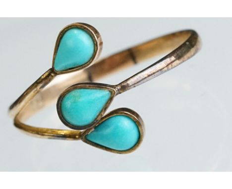 Turquoise 14ct yellow gold ring, three pear shaped cabochon turquoise, rubover set, ring size adjustable 