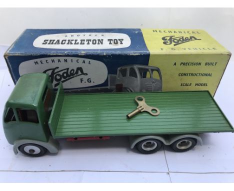 Shackleton, Foden FG Flat bed, boxed mechanical scale model with key