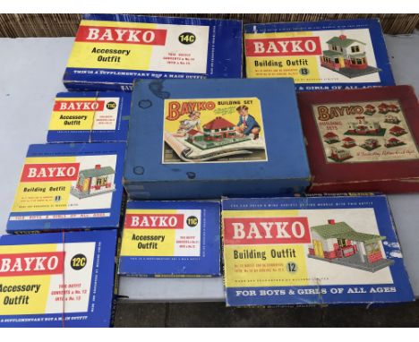A box of boxed Bayko building sets includes sets # 1, 3, 11 , 11c x2, 12c, 12, 13 and 14c