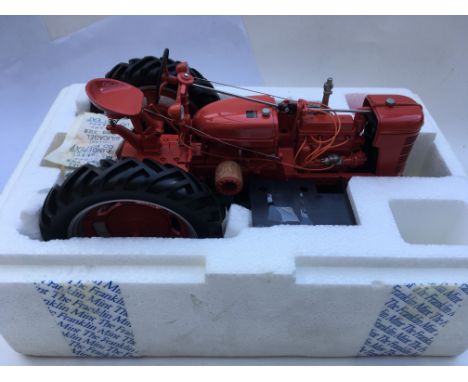 Franklin/ Danbury mint diecast, Farmall Model H tractor 1:12 scale , mint in box
