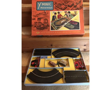 Triang Minic motorways, saloon car racing, M1522, black track