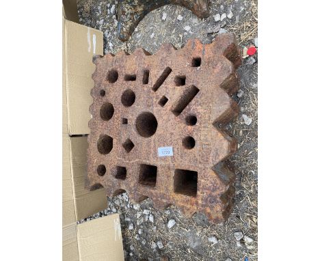 A VINTAGE SWAGE BLOCK 