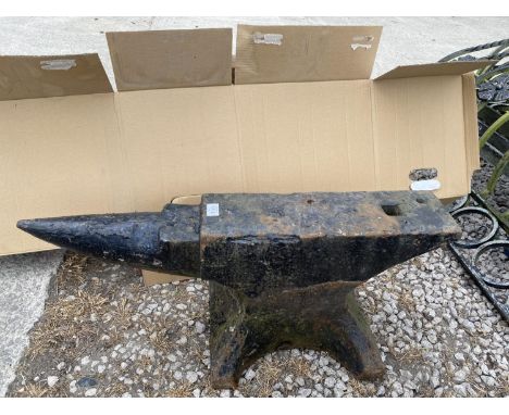 A VINTAGE BLACKSMITHS ANVIL LENGTH 79CM 