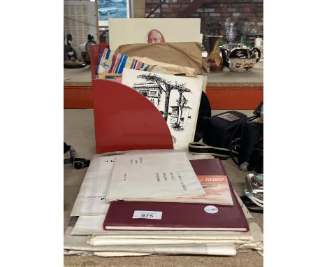 A QUANTITY OF VINTAGE 45RPM VINYL RECORDS IN A STAND TO INCLUDE THE BEE GEES, LE TRIO VERACRUZ, THE DAVE BRUBECK QUARTET, ETC