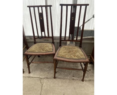 A PAIR OF BEECH ART NOUVEAU INFLUENCE PARLOUR CHAIRS WITH MOTHER-OF-PEARL INLAY 
