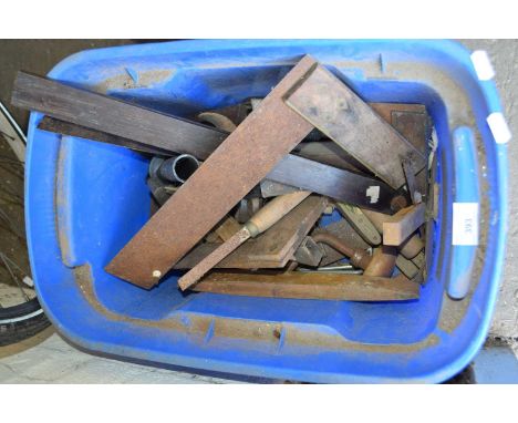 ONE BOX VARIOUS MIXED WOODWORKING TOOLS