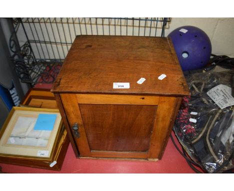 TABLE TOP SIX DRAWER COLLECTORS CHEST WITH PANELLED FRONT DOOR, 32CM WIDE