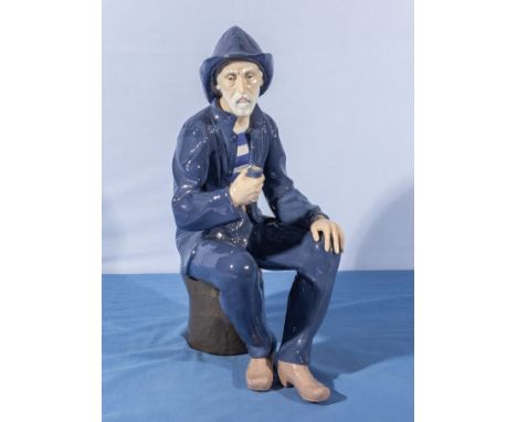 Nao Old Fisherman Sailor smoking a pipe # 262-6100.  41cm tall